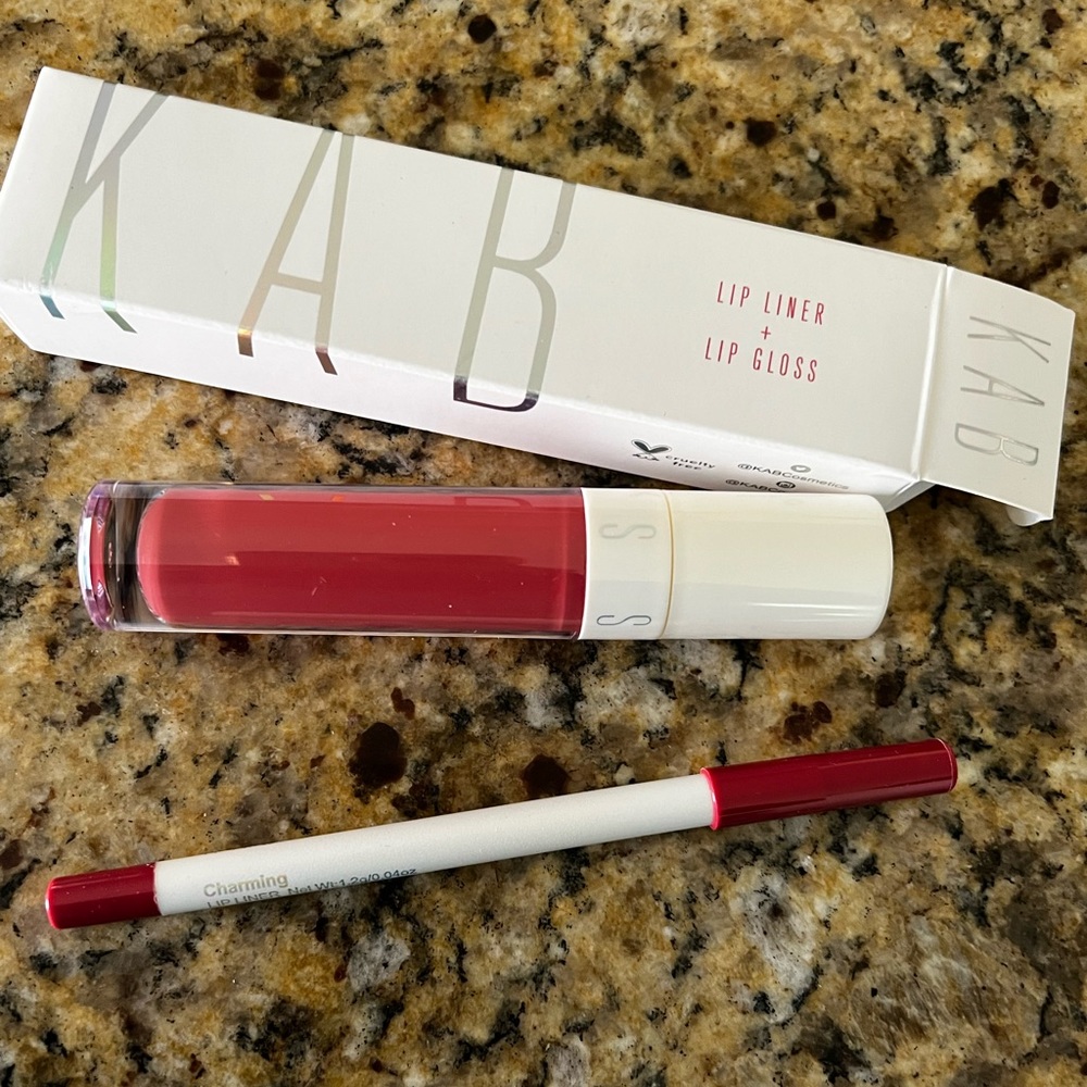 KAB lip liner and gloss‎